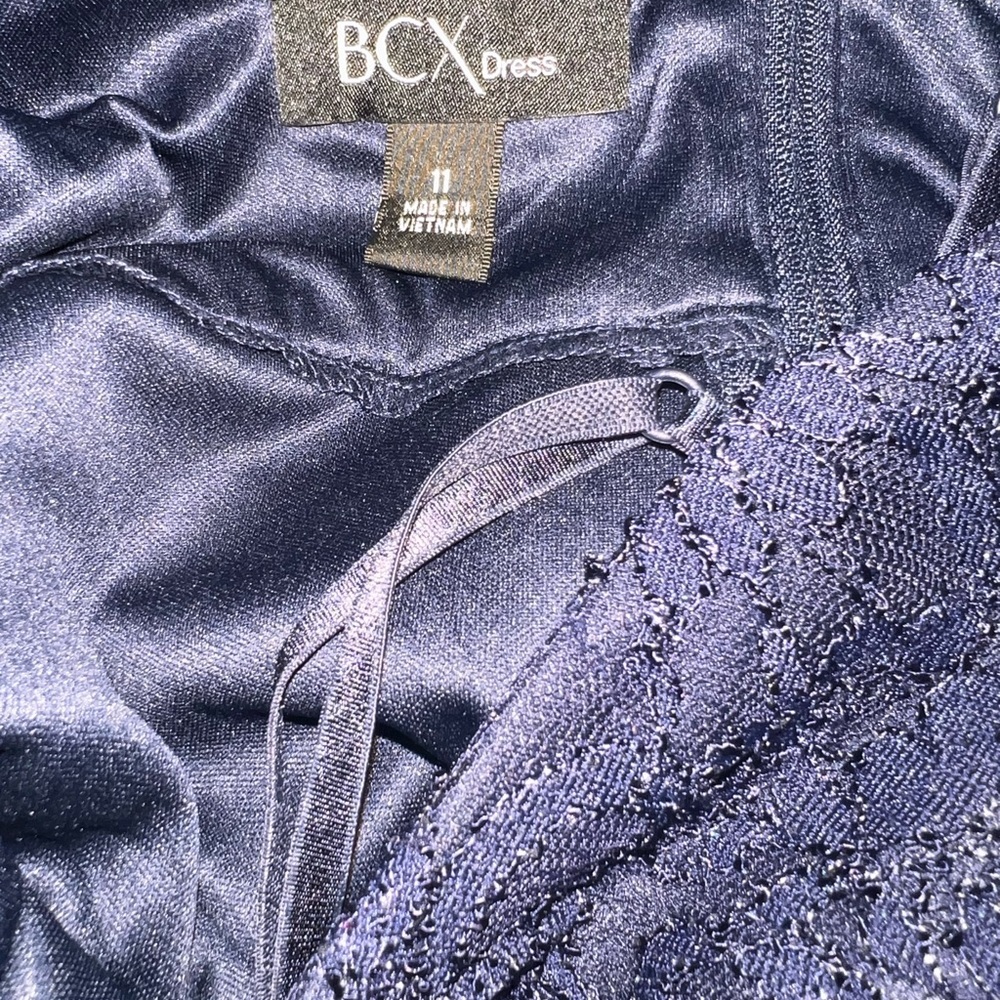 Elegant Navy Lace Tule Formal Maxi Dress - Picture 3 of 6